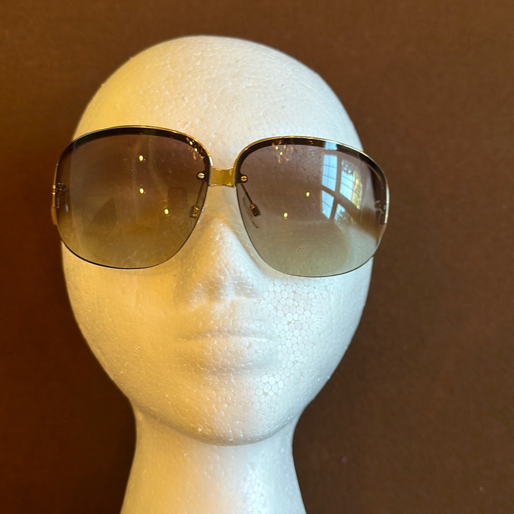 Juicy couture aviator sunglasses